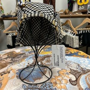 Kinloch Anderson 100% wool made in Scotland